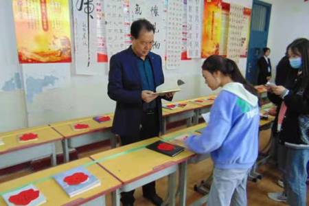 食品科技学院举办第十二届“小笔头 大学问”笔记展